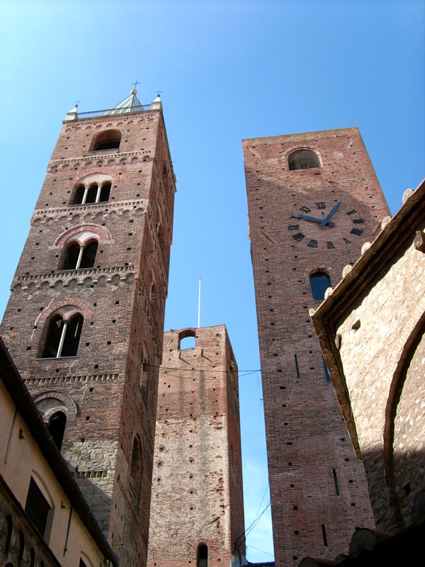 centro-storico-albenga